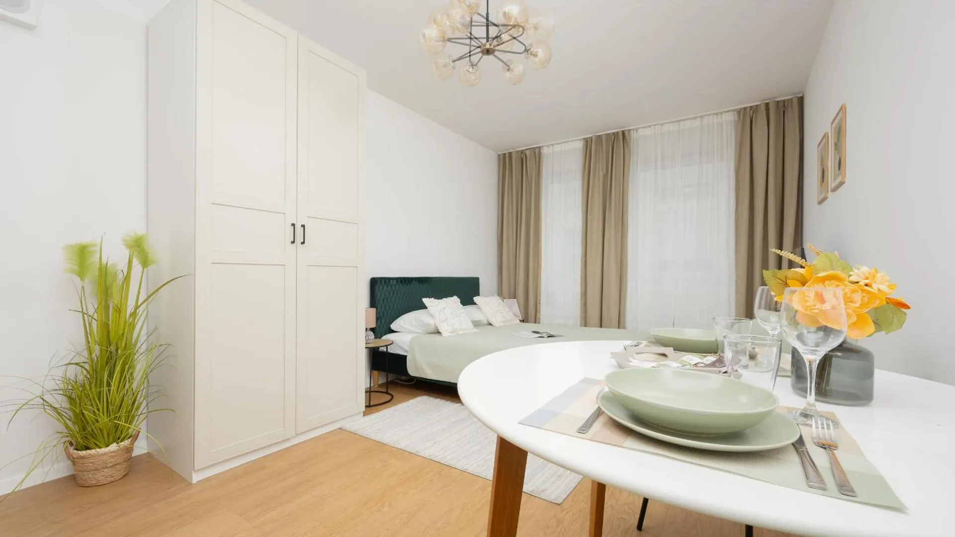 Apartment Gdansk Przymorze Pretty Studios & Pets Allowed By Noclegi Renters